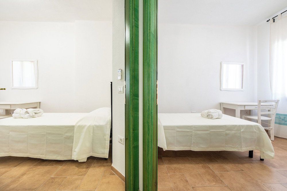 Hotel Affittasardegna - Euforbia Complex