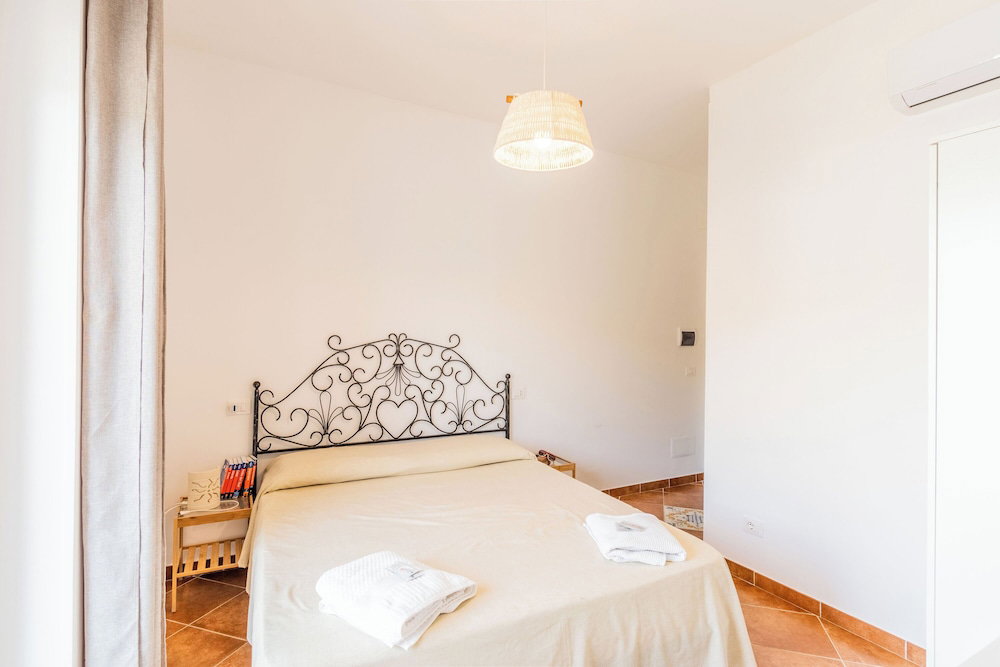 Hotel Casa Floris 3 En-Suite Doubles