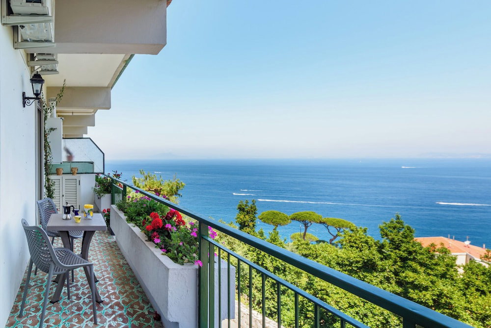 Hotel Vervece House