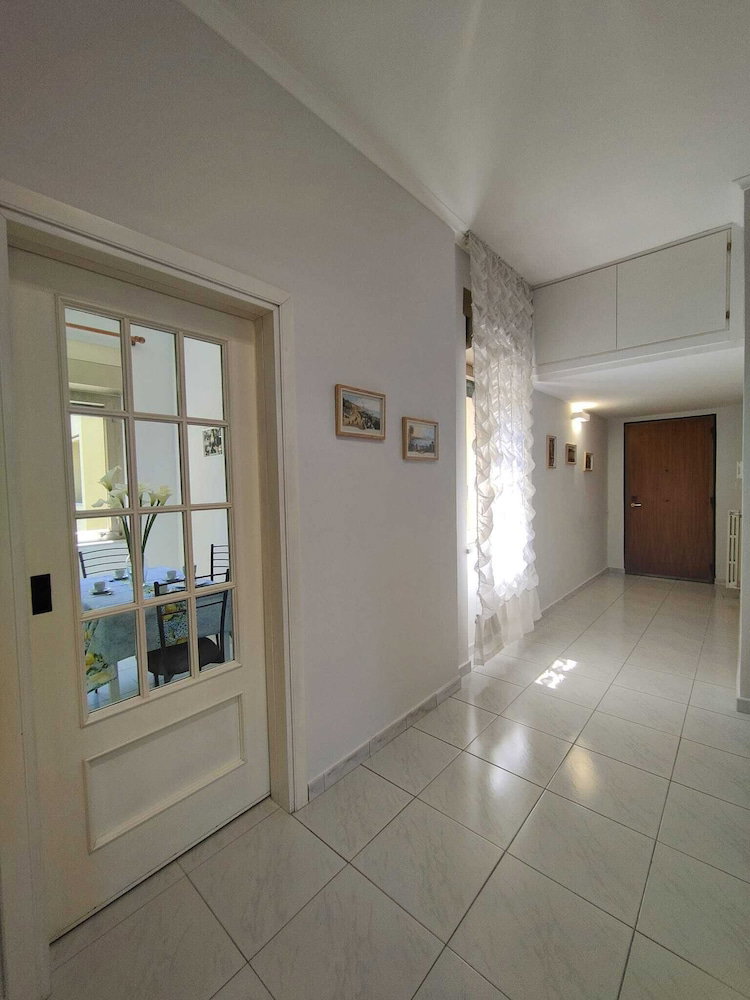 De Vivo Realty - Casa Garofalo