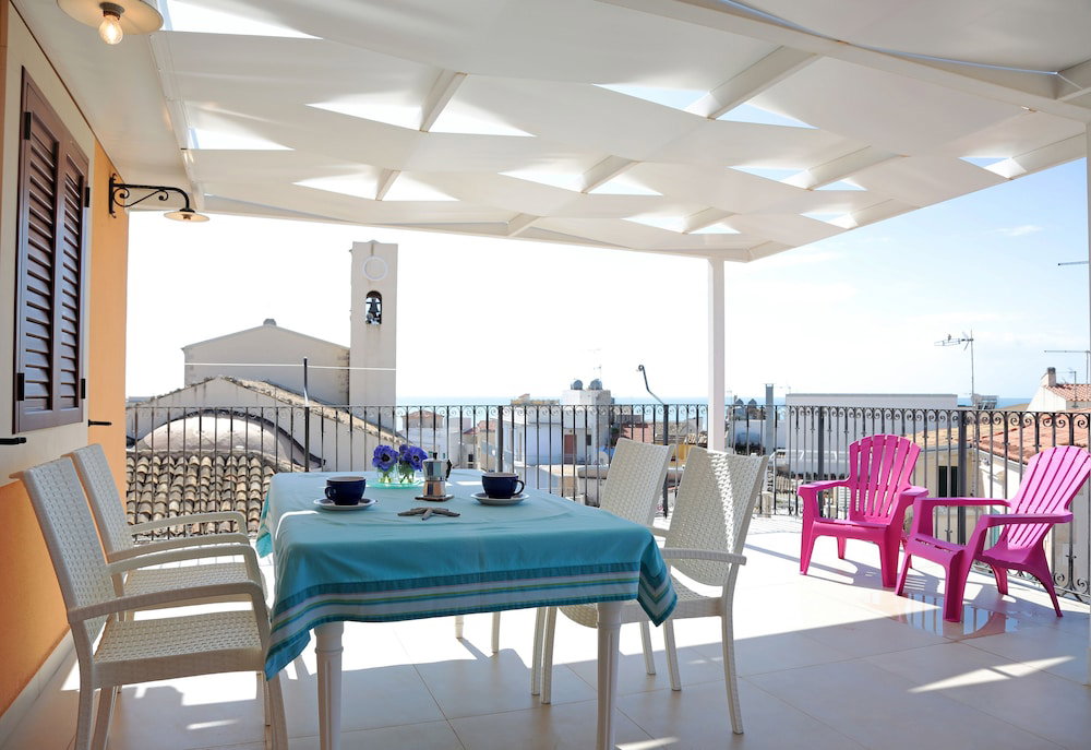 Hotel Mansarda Menelao