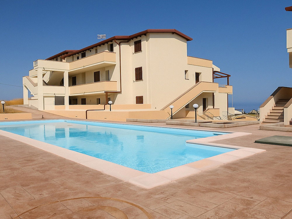 Hotel Apartment In With Swimming Pool And Sea View