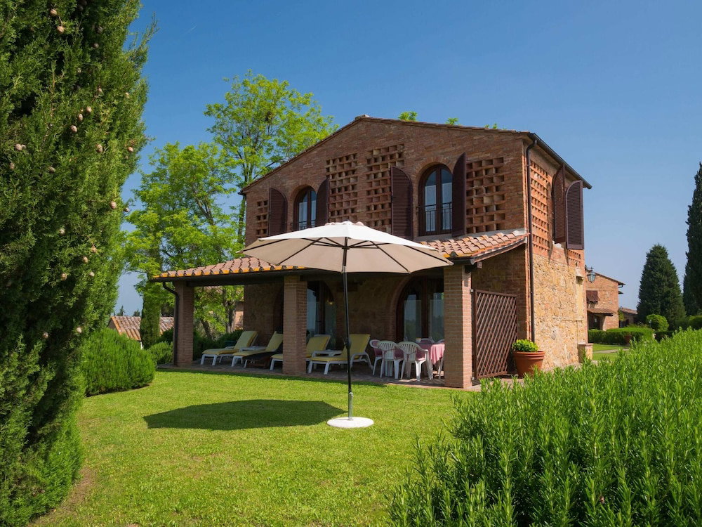 Hotel Tuscan Comfort In Varna