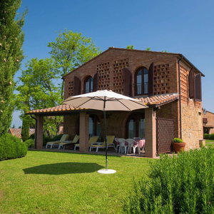 Hotel Tuscan Comfort In Varna cazare Montaione