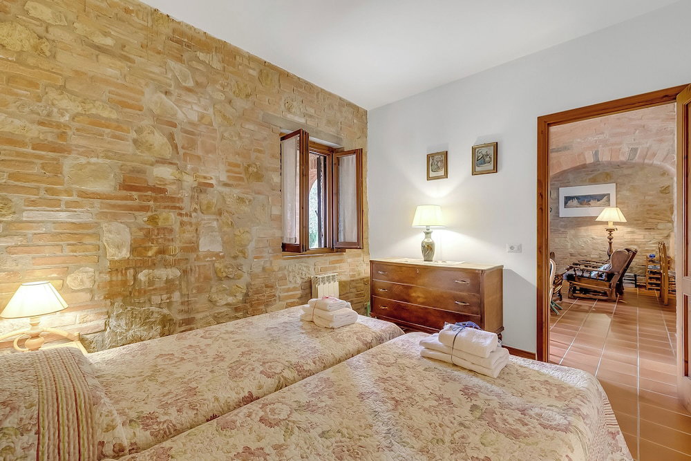 Hotel Apartment Ciclamino Shared Pool & Activities In Tuscany