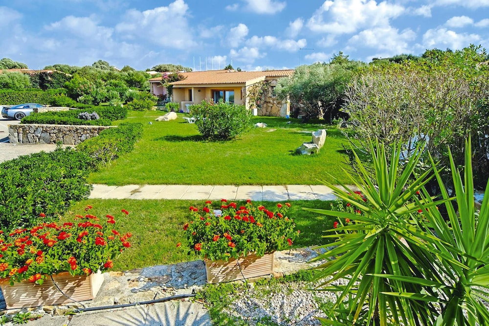 Hotel Apartment In Palau Near Surfing Paradise