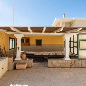 Hotel Large Seaside Apartment With Patio cazare Castelsardo