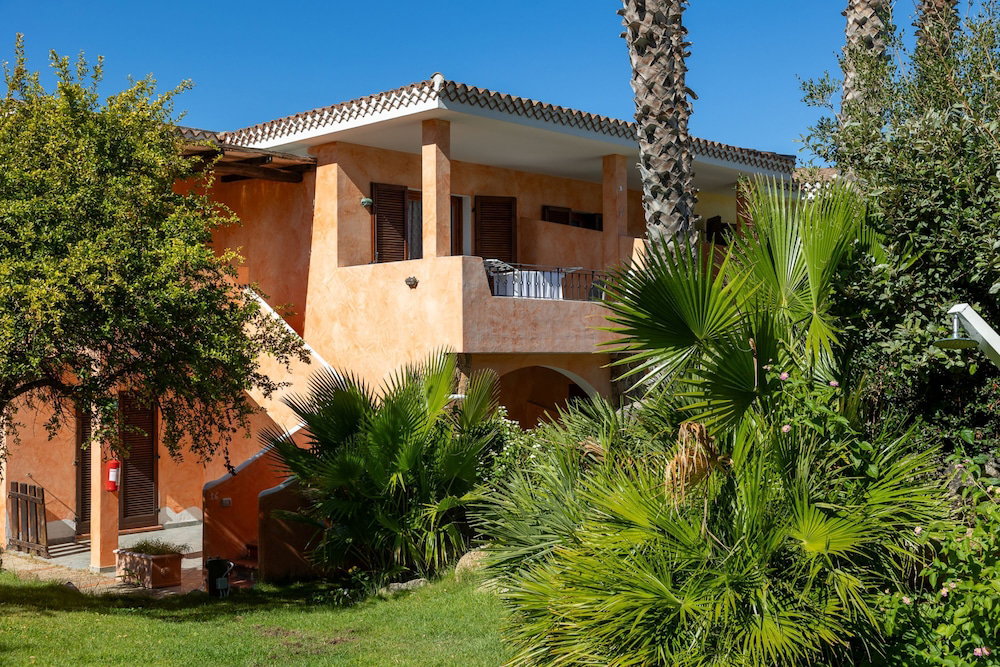 Hotel Elegant Studio In Sardinian Stone Residence