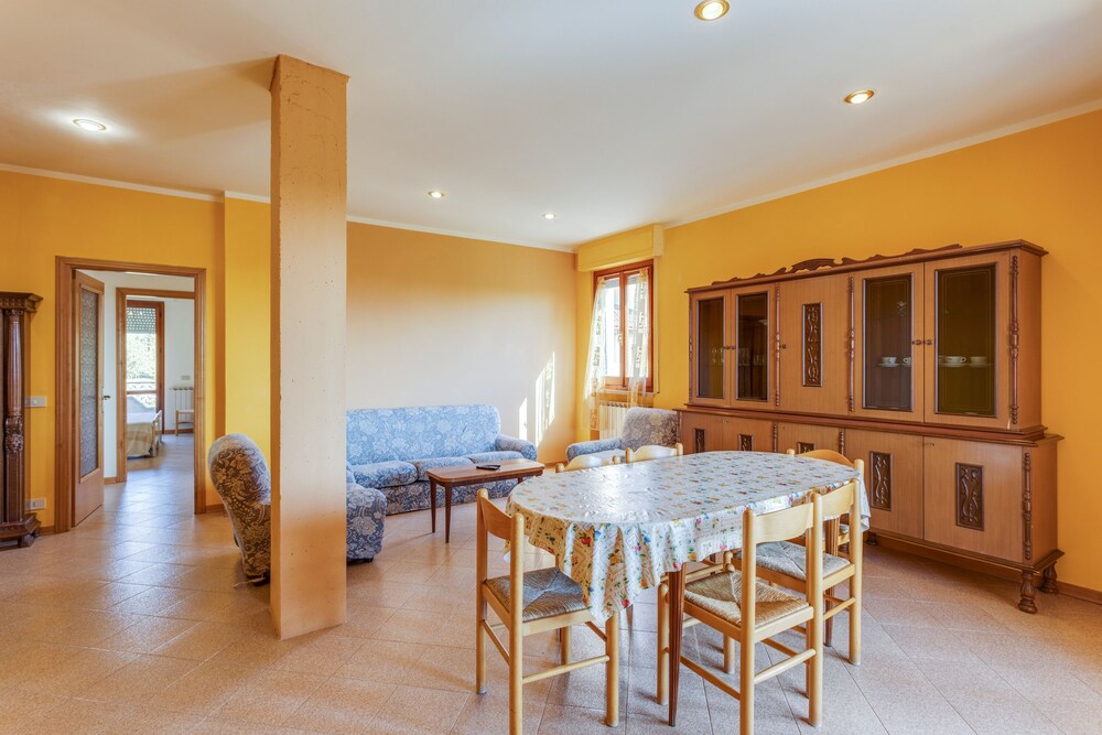 Hotel Apartment In Tuscany Near Lake Trasimeno