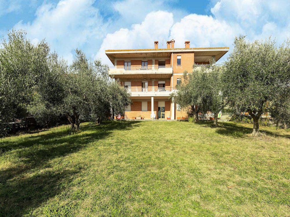 Hotel Home In Tuoro Sul Trasimeno Near Lago Trasimeno