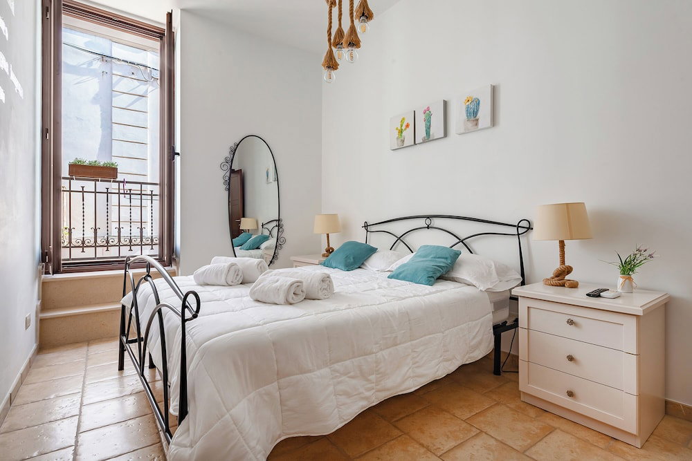 Hotel Helios Home