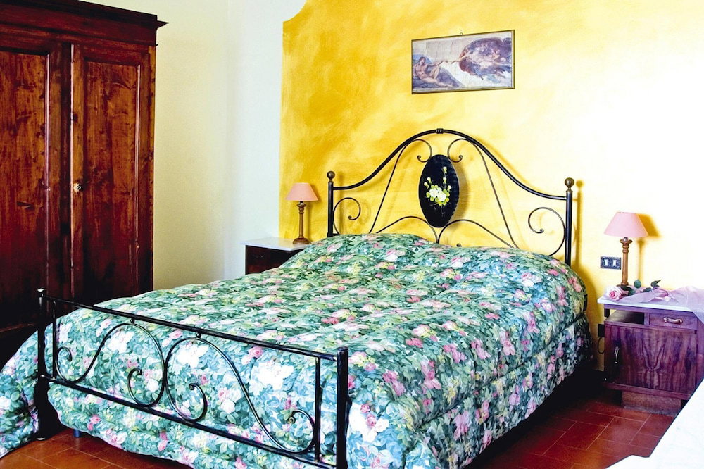 Villa In Montaione With Pool & Olive Oil