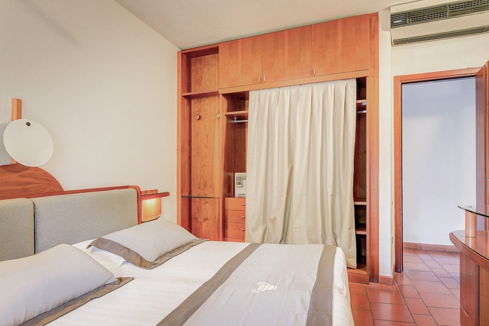Hotel Hotel With Private Beach In San Vincenzo