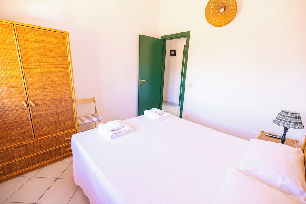 During Home - Beach Apartment With Patio & Free Parking