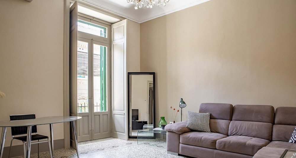 Cavour Apartment Near The Cathedral By Wonderful Italy