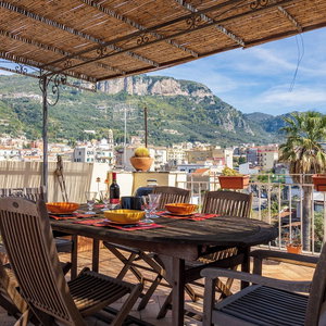 Hotel De Vivo Realty - La Mela Apartment cazare Meta