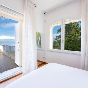 Hotel Villa With Panoramic Vesuvius And Sorrento Views With Private Pool cazare Priora