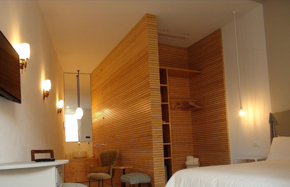 Hotel Room 55