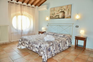 Hotel Resort With Pool In Riparbella cazare Riparbella