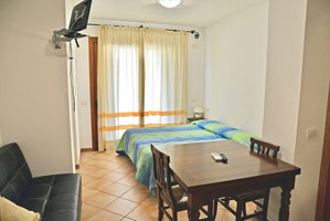 Hotel Residence In Palau Just 600 Mt From The Sea cazare Palau