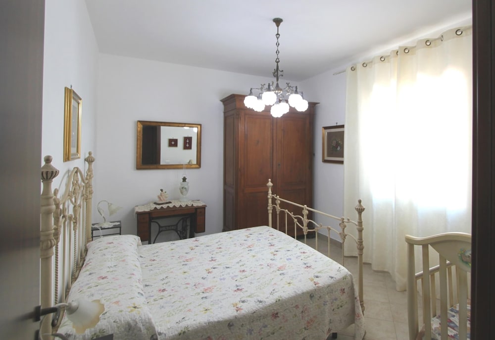 Apartment In Castelvetrano With Garden