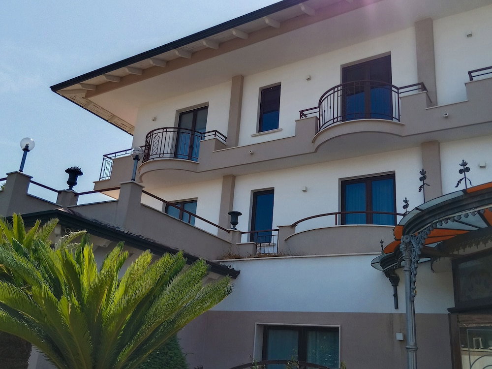 Hotel Hotel La Fayette Licola