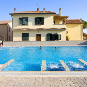 Hotel Borgo Guglielmo cazare Cecina