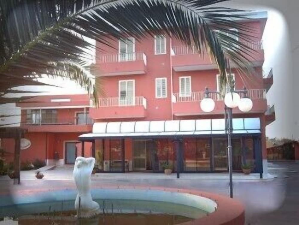 Hotel Cordial Hotel