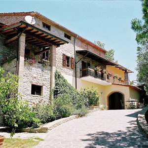 Hotel Farmhouse In Umbria Near Palazzo Bourbon cazare Monte Santa Maria Tiberina
