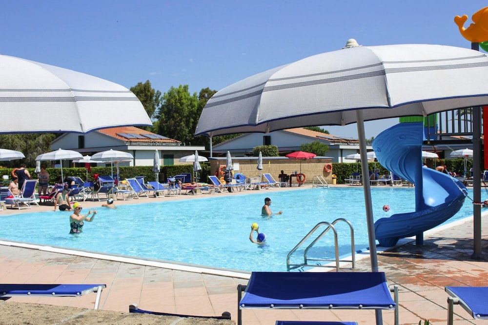 Hotel Villa In Cecina Mare Near Sandy Beaches
