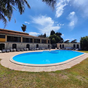 Hotel Azienda Agrituristica Le Chiuse cazare Augusta