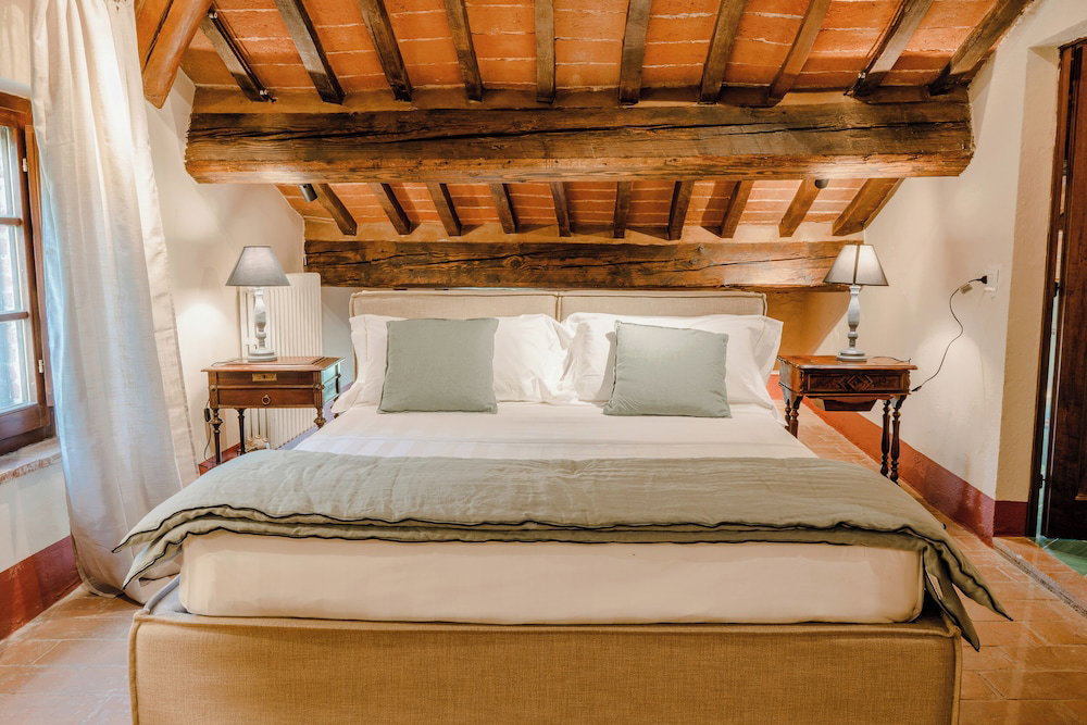 Hotel Equo Suites
