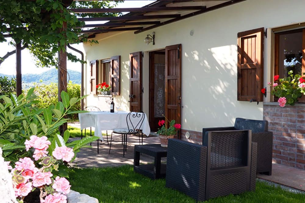 Hotel Tranquil Farmhouse In Umbria
