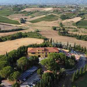 Hotel Agriturismo Tenuta Isola Verde cazare Cerreto Guidi