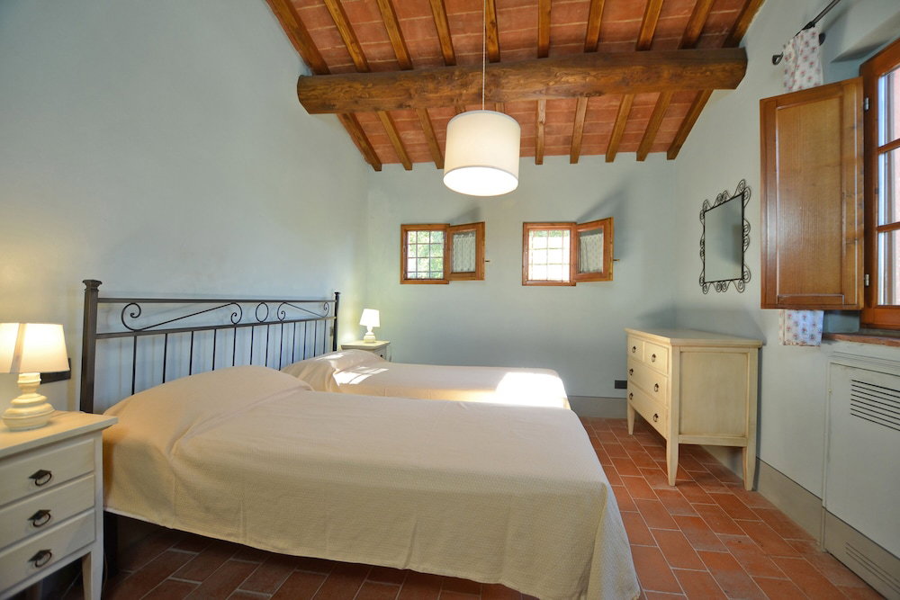 Francigena Apartments