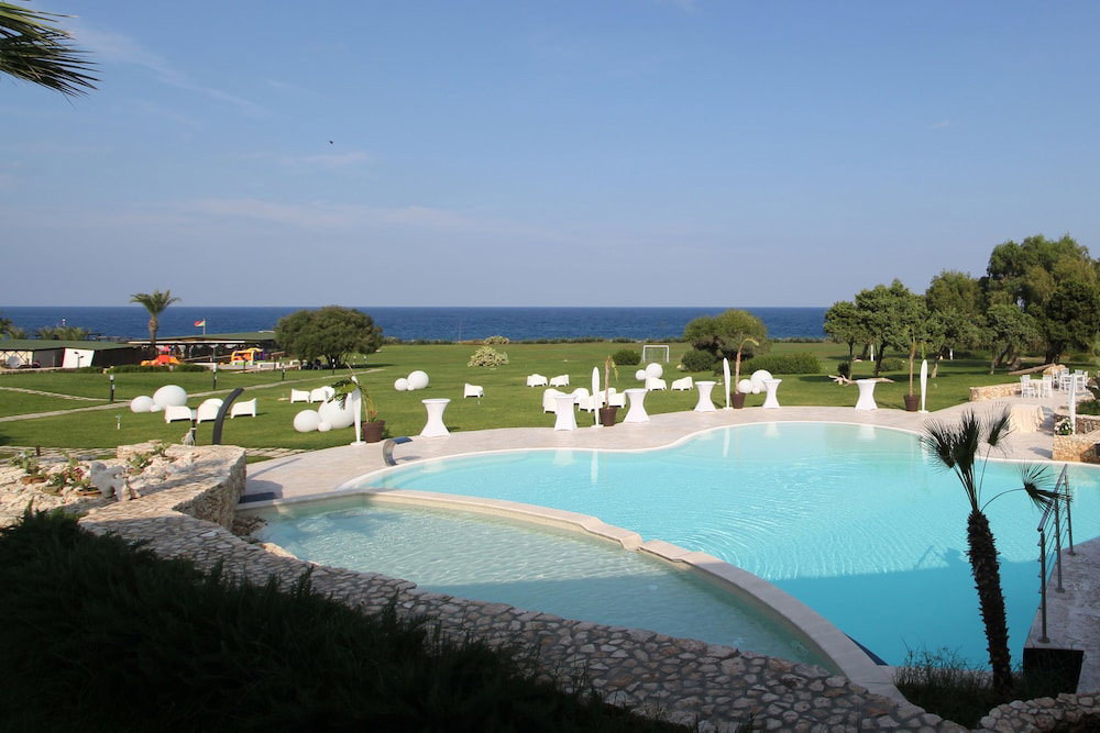 Hotel Residence Capo Campolato