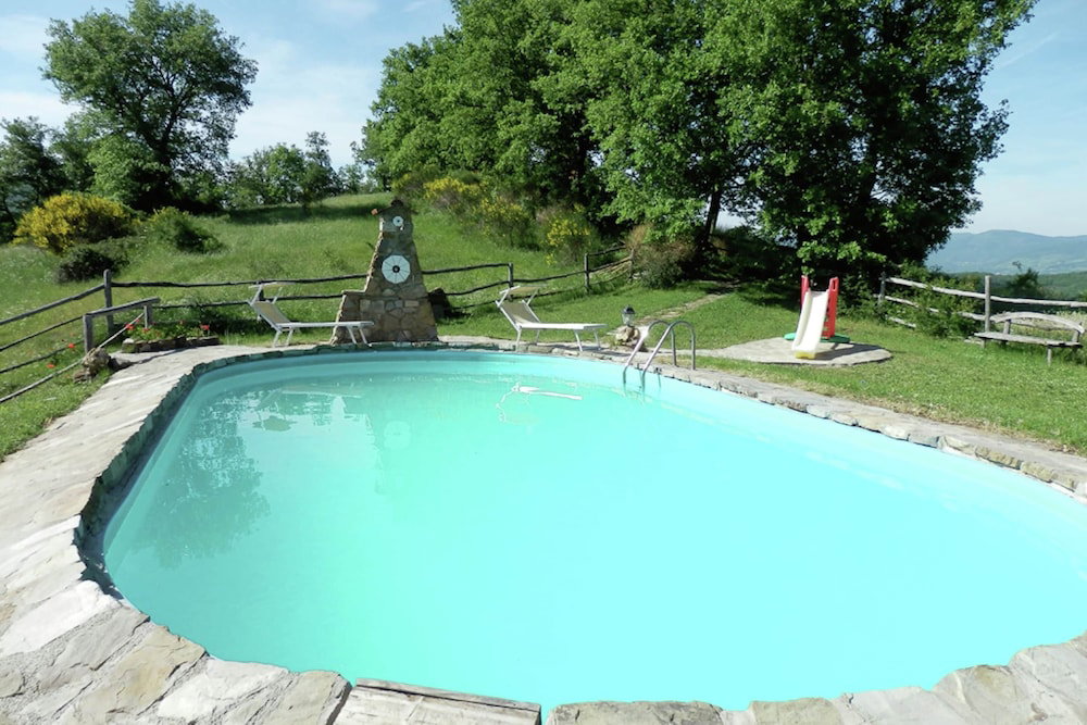 Hotel Holiday Home In Ortignano