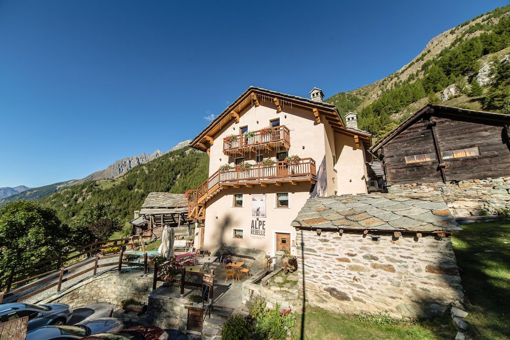 Hotel Alpe Rebelle