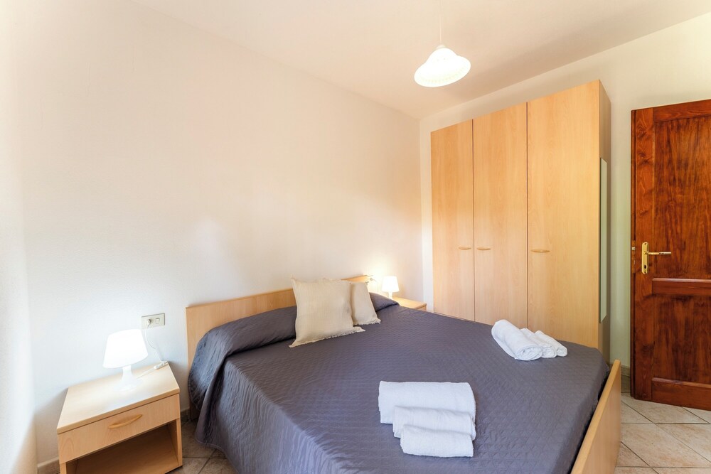Bright Apartment 300Mt From The Beach
