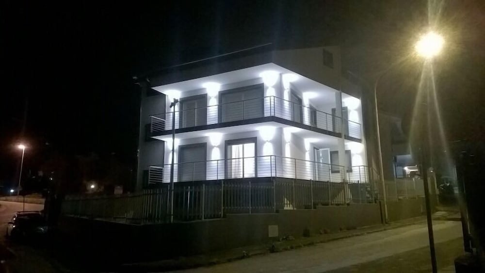 Hotel B&Brucoli