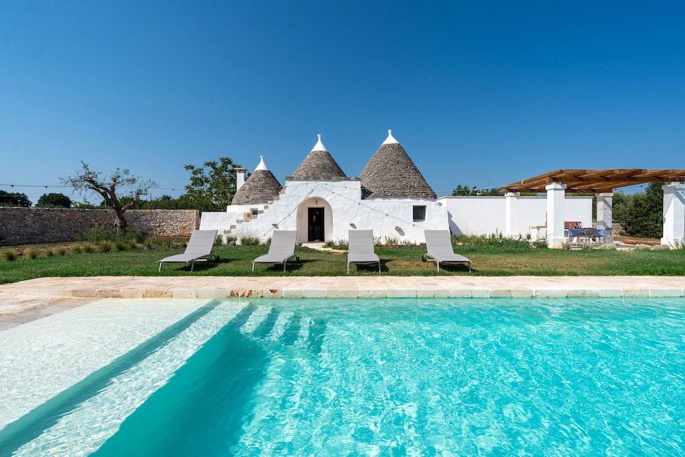 Hotel 4152 Trulli Salsapariglia By Perle Di Puglia
