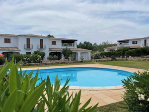 Hotel Luisa Apartment In Budoni Shared Pool cazare Budoni
