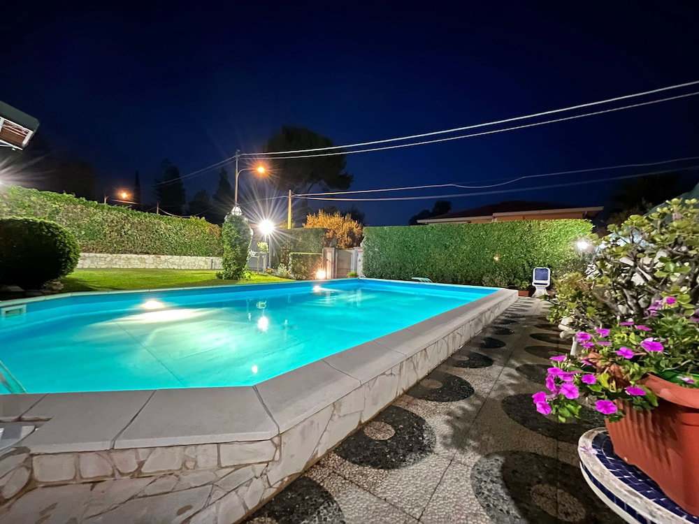 Hotel Deluxe Dependance Living Roo-Deluxe Soggiorno In Dependance Con Piscina Privata