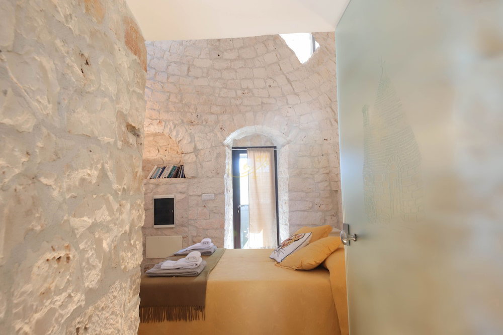 Td Trulli Della Lama Private Trulli With Pool