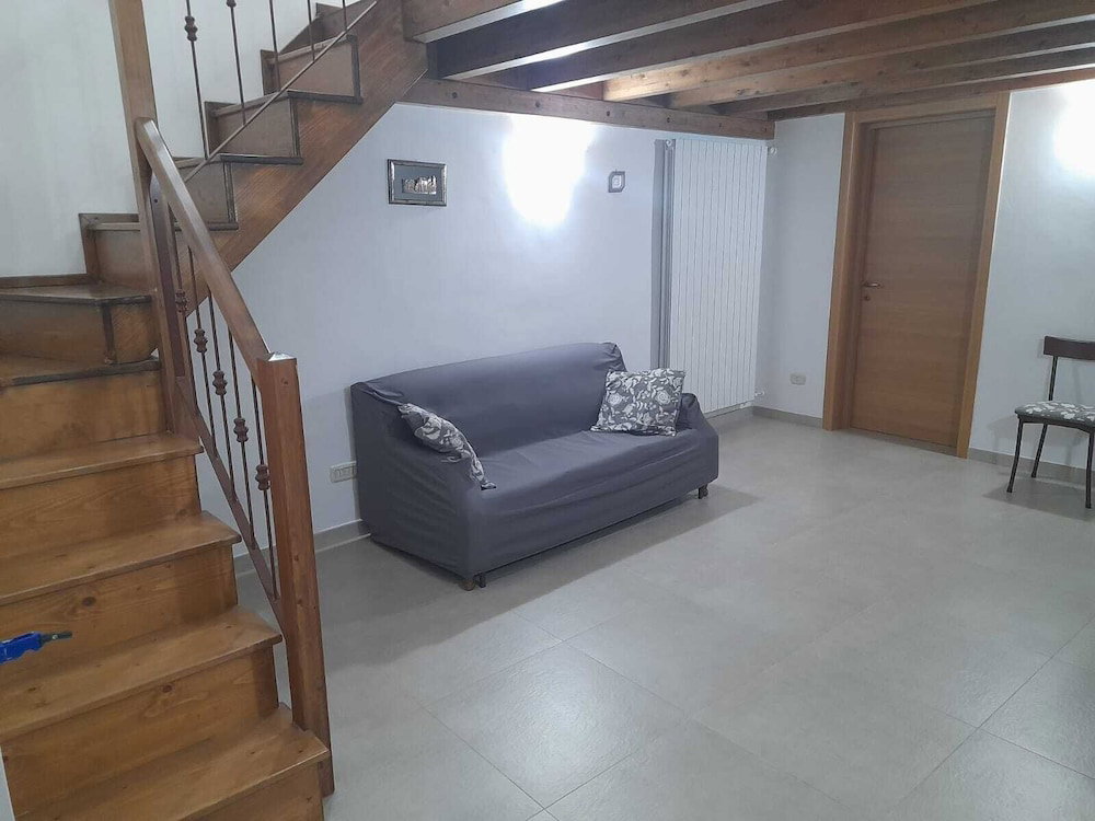 Hotel Tourist Location Messapi