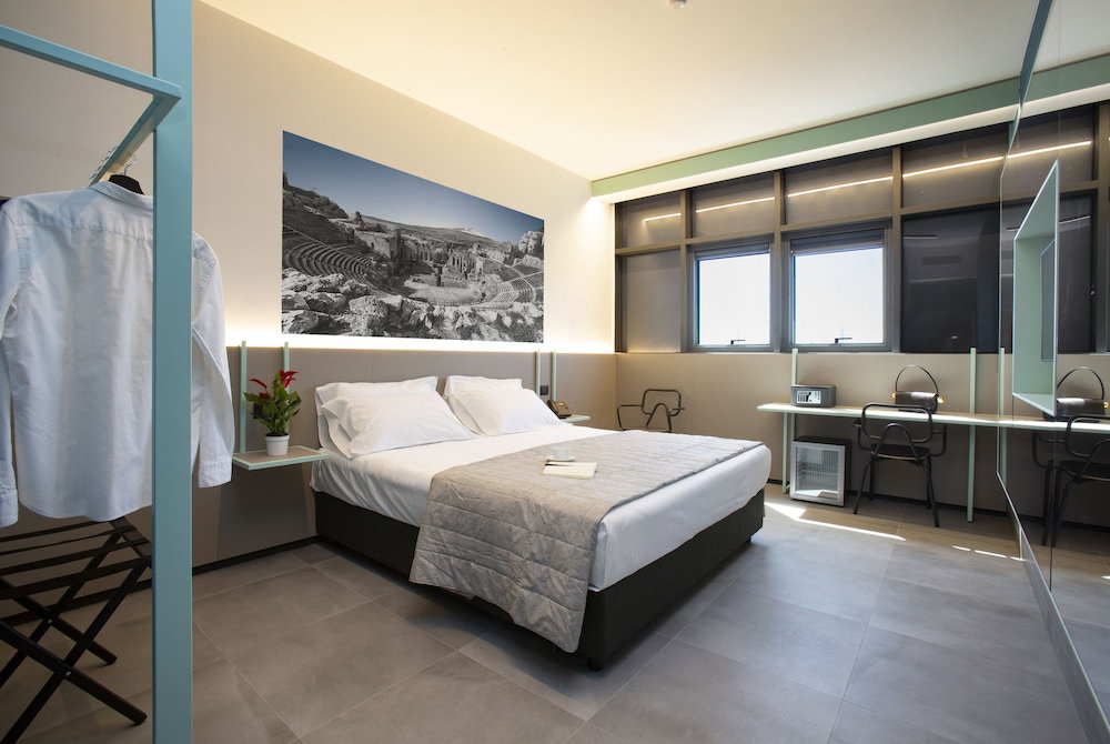 Hotel Cubik Inn