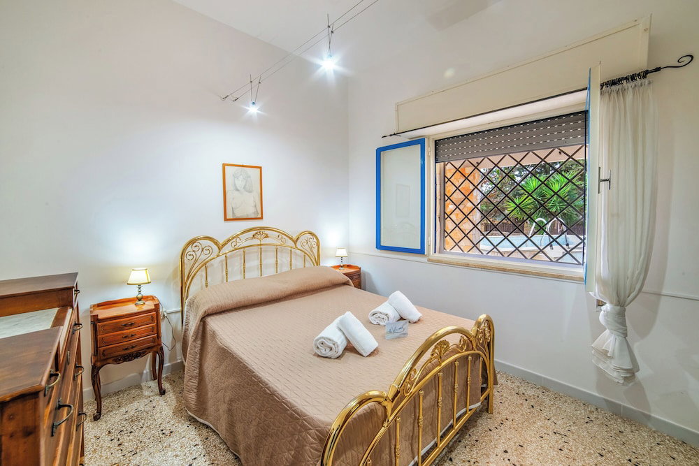 Villino Salentum With Private Pool And Garden