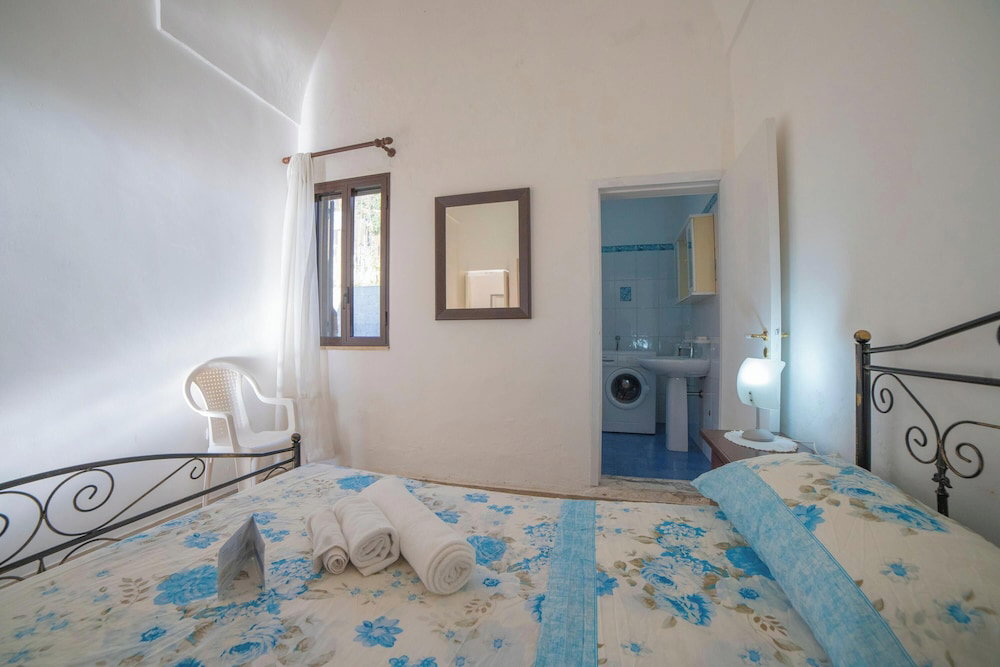 Hotel Cesarea & Marisole House With Sea View