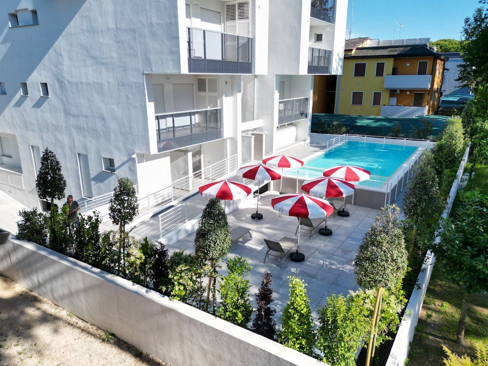 Hotel Bibione Terme Apartment With Pool
