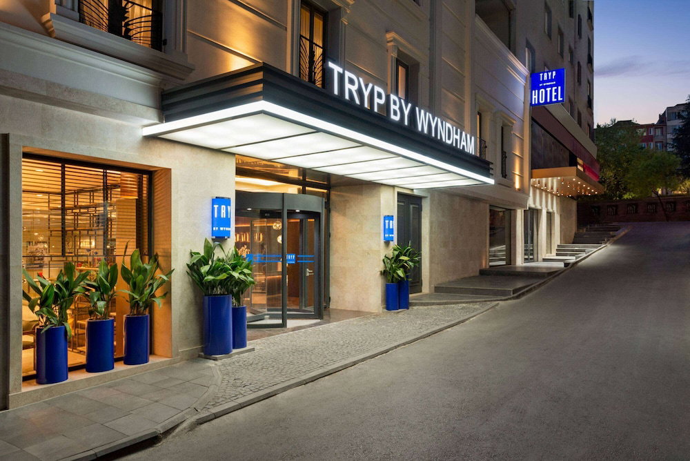 Hotel Tryp By Wyndham Istanbul Sisli Hotel